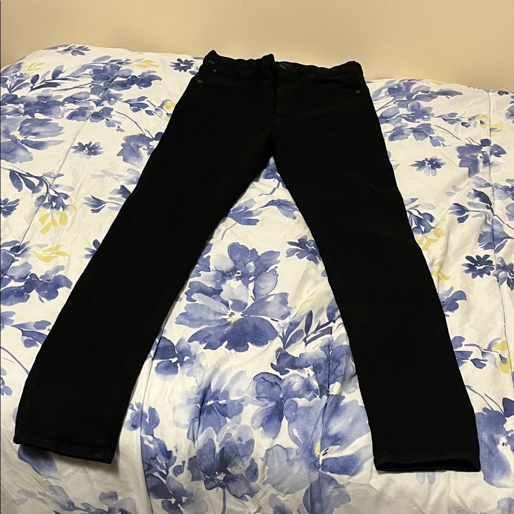 Citizens Of Humanity Black Skinny Jeans - Sleek Fit